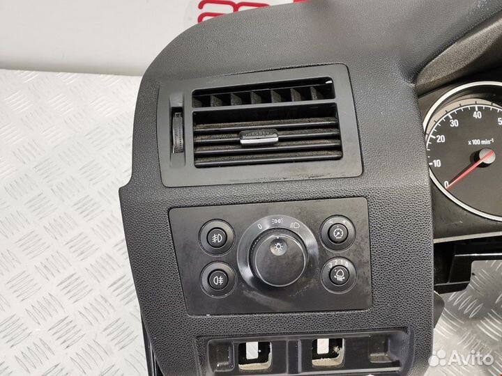 Торпедо (панель передняя) для Opel Zafira B