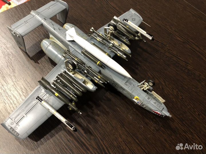 Сборная модель самолета A-10 Thunderbolt