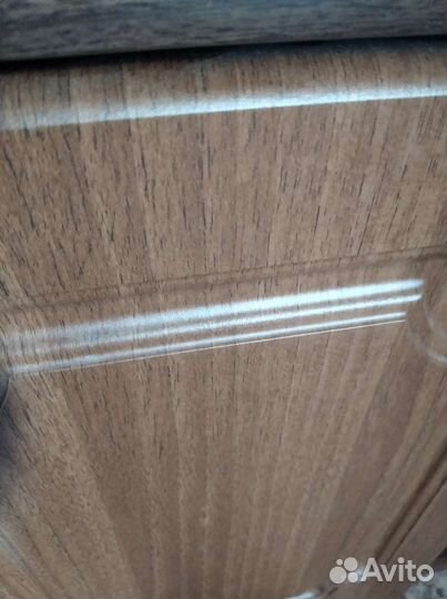 Трюмо с зеркалом