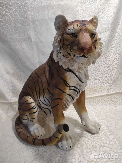 Тигр. Статуэтка. Новая. 50 см
