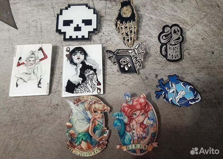 Значки, пины. Метал, акрил