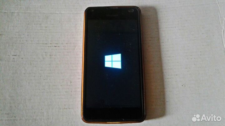 Nokia Lumia 550 (Microsoft RM-1127) с Windows 10