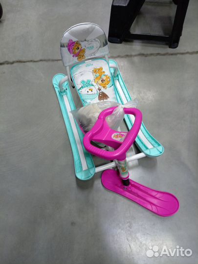 Детский снегокат новый