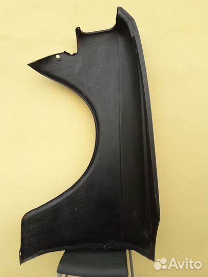 Крыло переднее правое Москвич 2140 азлк