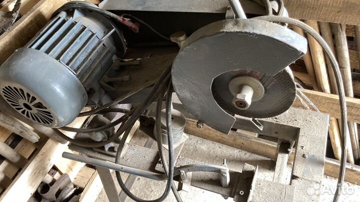 Монтажная пила