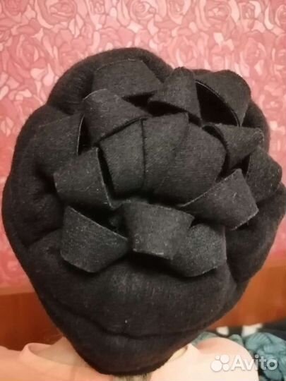 Женская шапка