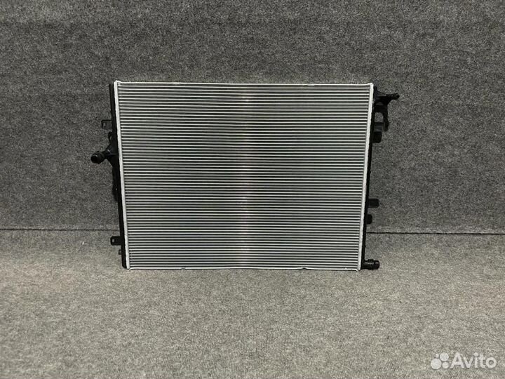 Радиатор охлаждения для Мерседес W 223