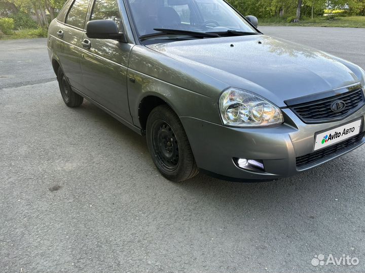 LADA Priora 1.6 МТ, 2010, 200 000 км