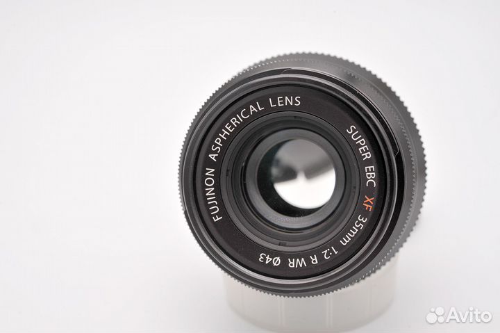Fujinon XF 35 mm f/2 R WR
