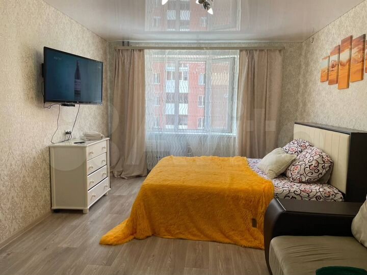 2-к. квартира, 58 м², 6/10 эт.