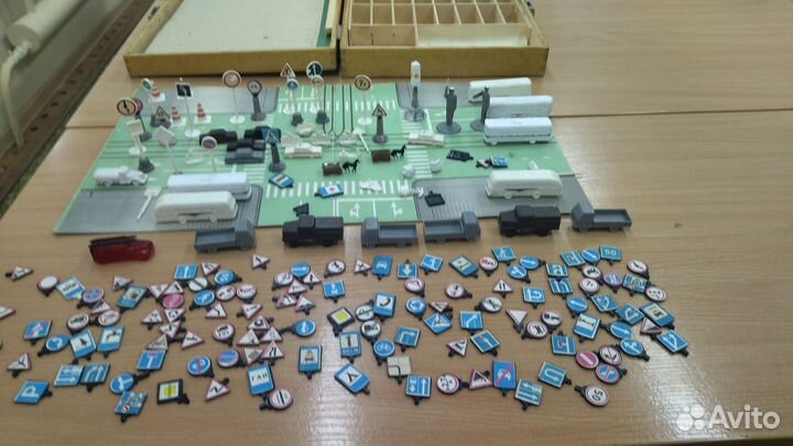 Набор игрушка из СССР для изучения пдд