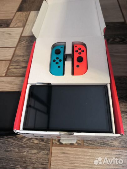 Nintendo switch oled 64gb