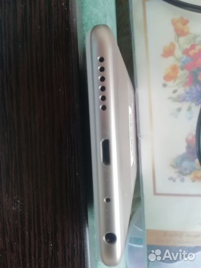 Xiaomi Redmi Note 5, 4/64 ГБ