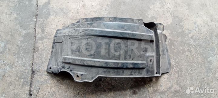 Подкрылок передний левый Mercedes-Benz Actros