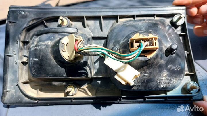 Стоп сигнал toyota ipsum