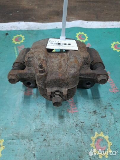 Суппорт передний левый Suzuki Sx4 хечбэк 1586см3