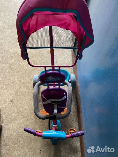 Велосипед трёхколёсный с ручкой