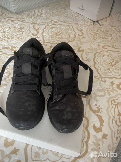 Кроссовки женские adidas