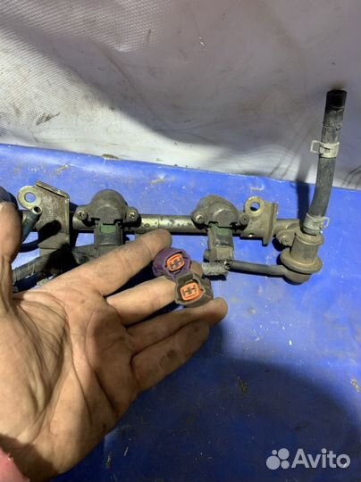 Топливная рампа nissan sr18