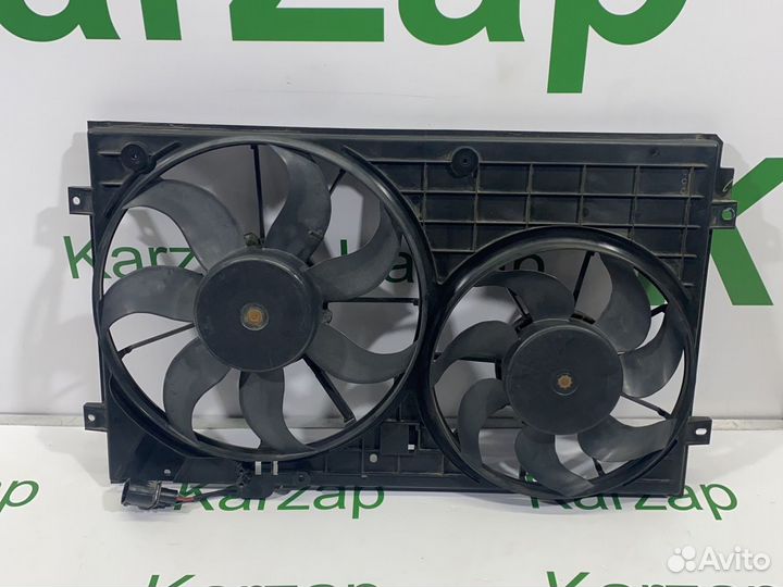 Диффузор с вентиляторами охлаждения VW Jetta