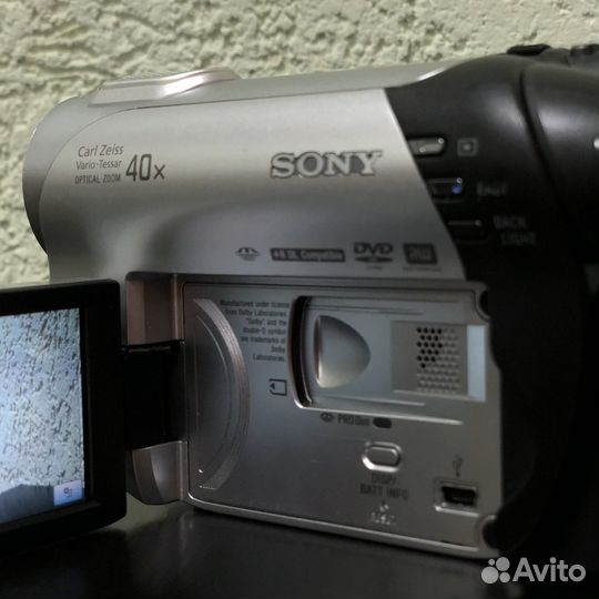 Видеокамера Sony Handycam