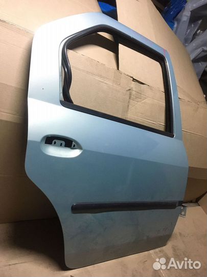 Дверь Renault logan задняя