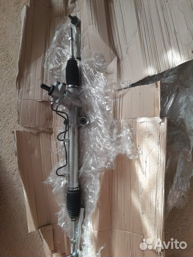 Продаю рулевую рейку toyota avensis 1997-2003г