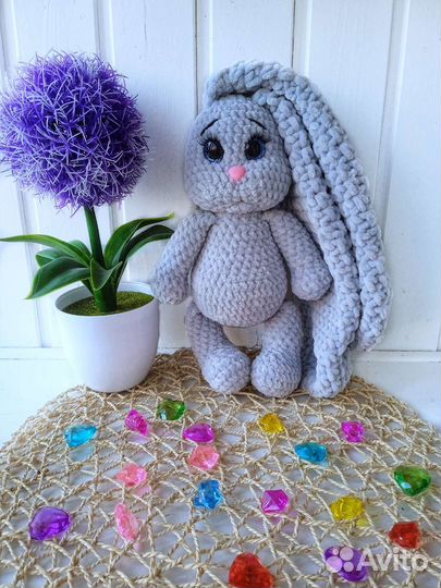 Вязаные игрушки Зайка
