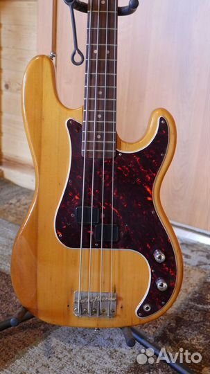 Пресижн-бас Aria 1550, made in Japan 70s