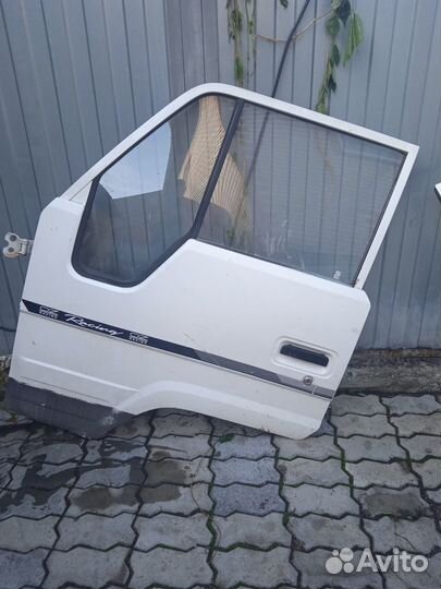 Двери от тойота хайс двухкабиник