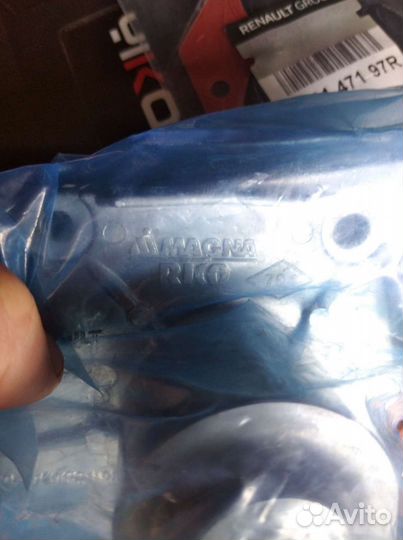 Помпа система охлаждения Renault