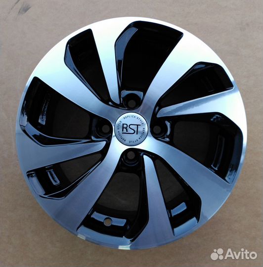 Диски литые R15 RST R005 BD сверловка 4*100 новые