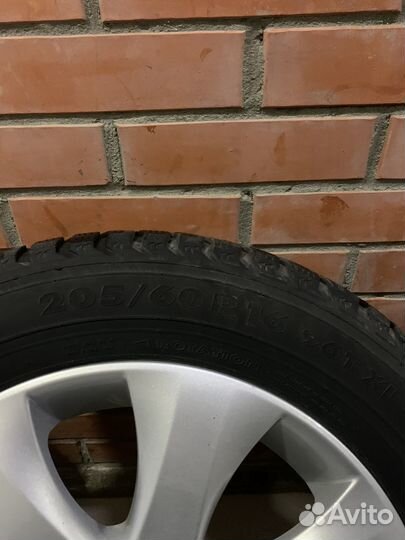 Диски r 16 5x105 и Резина зимняя шип., 205/60