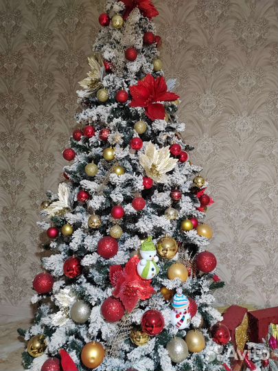 Елка искусственная со снегом