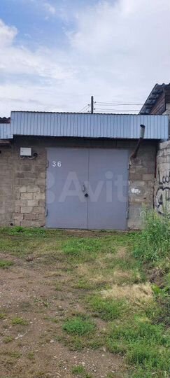 Гараж, > 30 м²