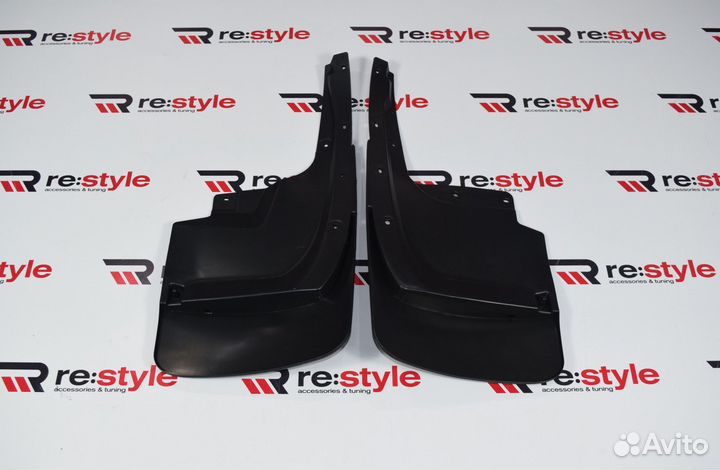 Брызговики Lexus LX570 2012-2015 U975