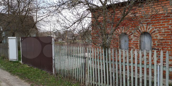 Дача 20 м² на участке 5 сот.