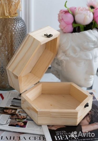 Ящик-шкатулка натуральное дерево с замком