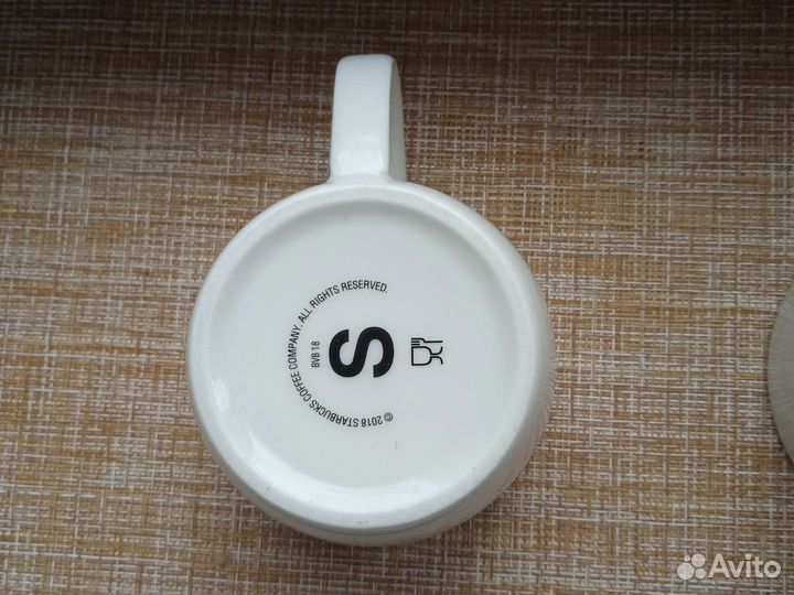 Белые кружки из кофейни : S 237 мл, (есть V G T D)