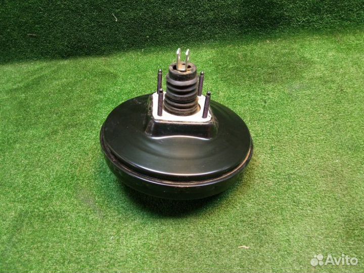 Вакуумный усилитель Ford Focus 2 седан 1.8 2008