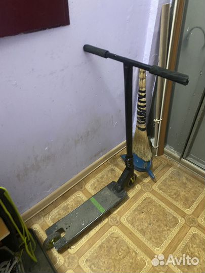 Трюковой самокат кастом стрит