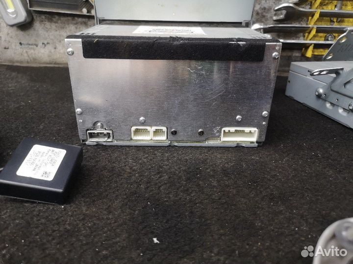 Магнитола, дисплей, CD-ченджер Х-Трейл Т31