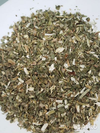 Земляника. Мелисса. Чабрец. Пустырник