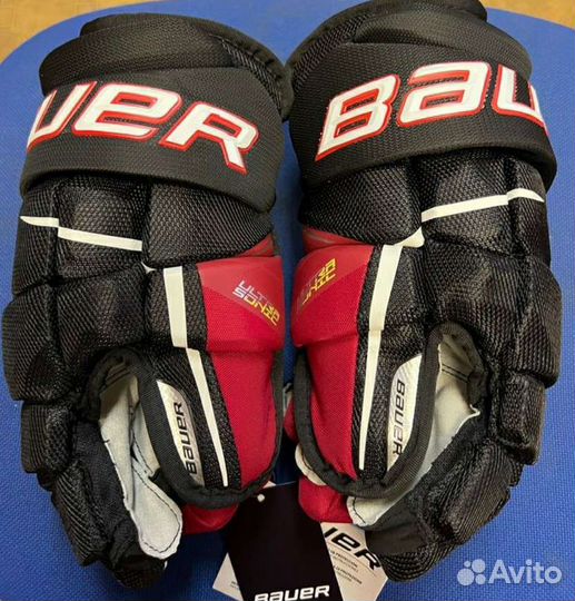 Перчатки (краги) хоккейные 10