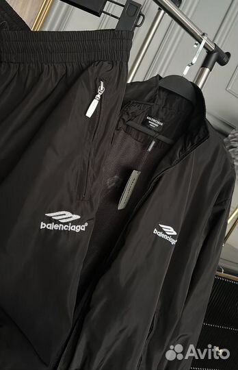 Костюм спортивный Balenciaga