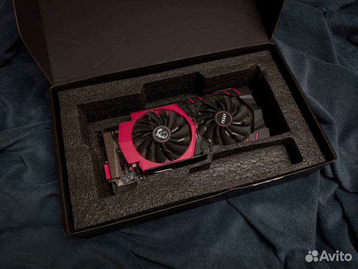 Видеокарта MSI GeForce 970 Gaming 4G