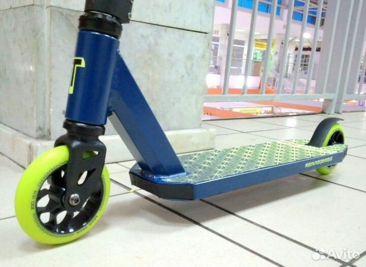 Самокат трюковый