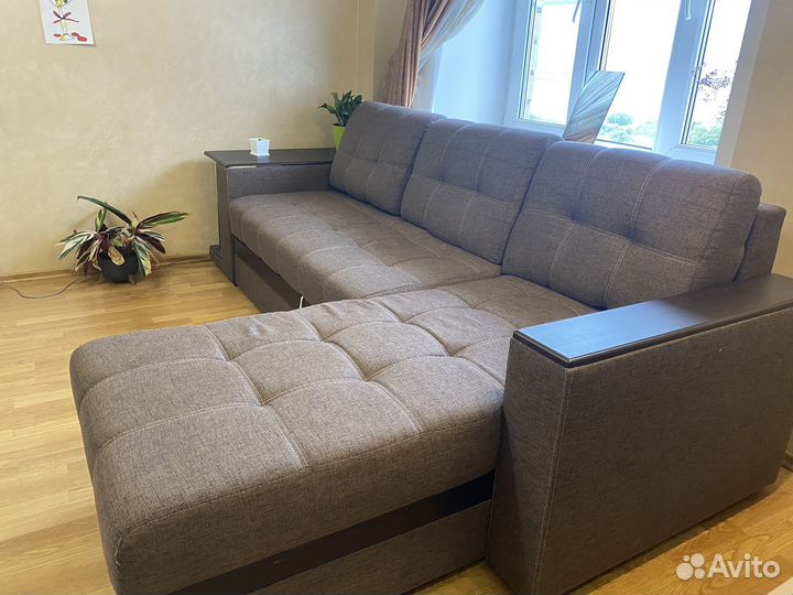 Угловой диван бу