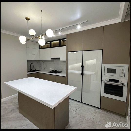 Кухня с подсветкой