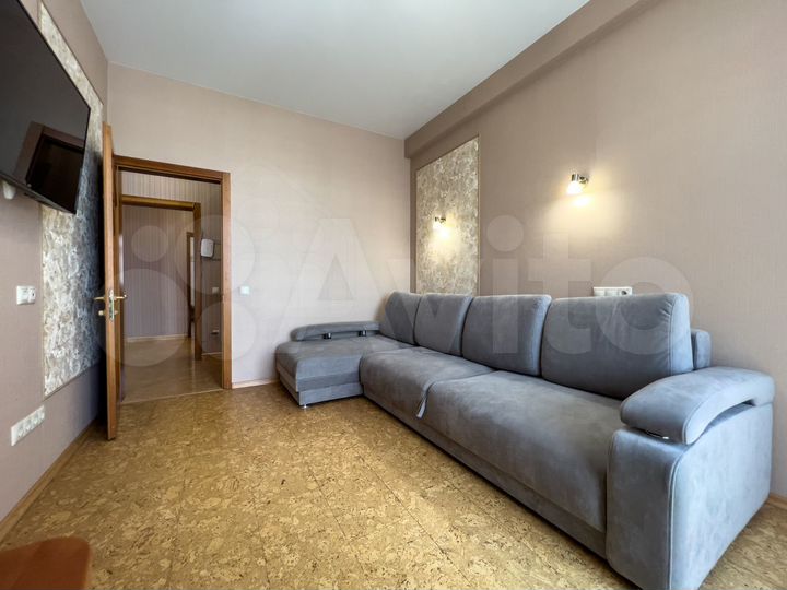 3-к. квартира, 98 м², 4/9 эт.